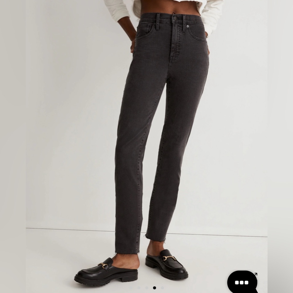 Madewell Stovepipe Jeans in Banberry Wash Raw-hem Size 25